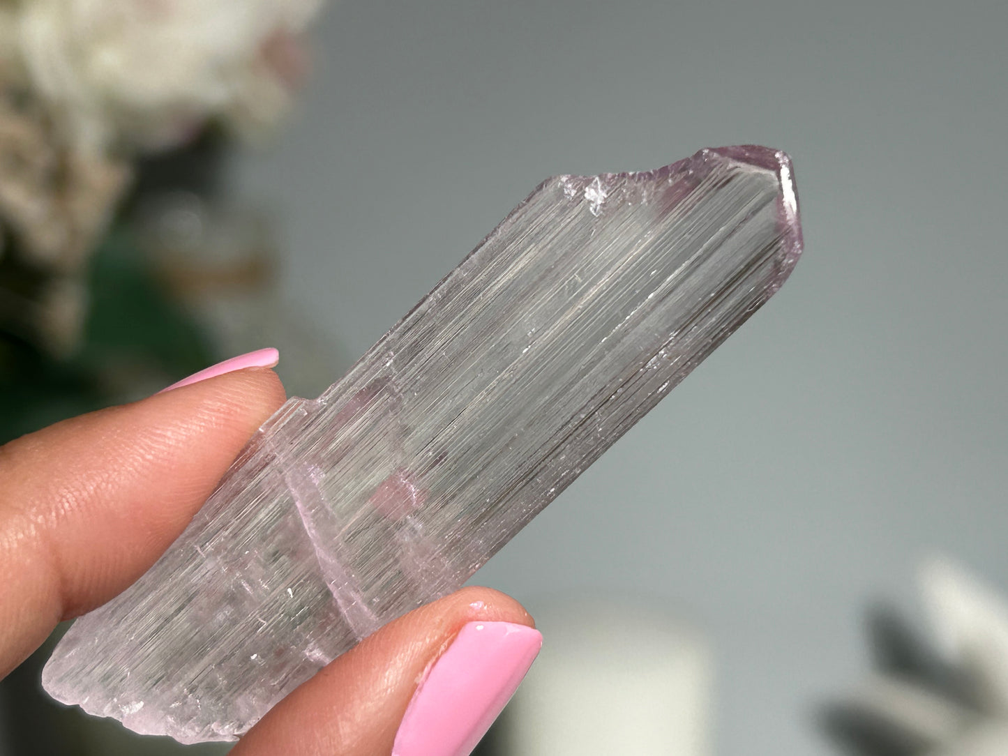 Natural Purple Kunzite Point (2.5", 64mm)