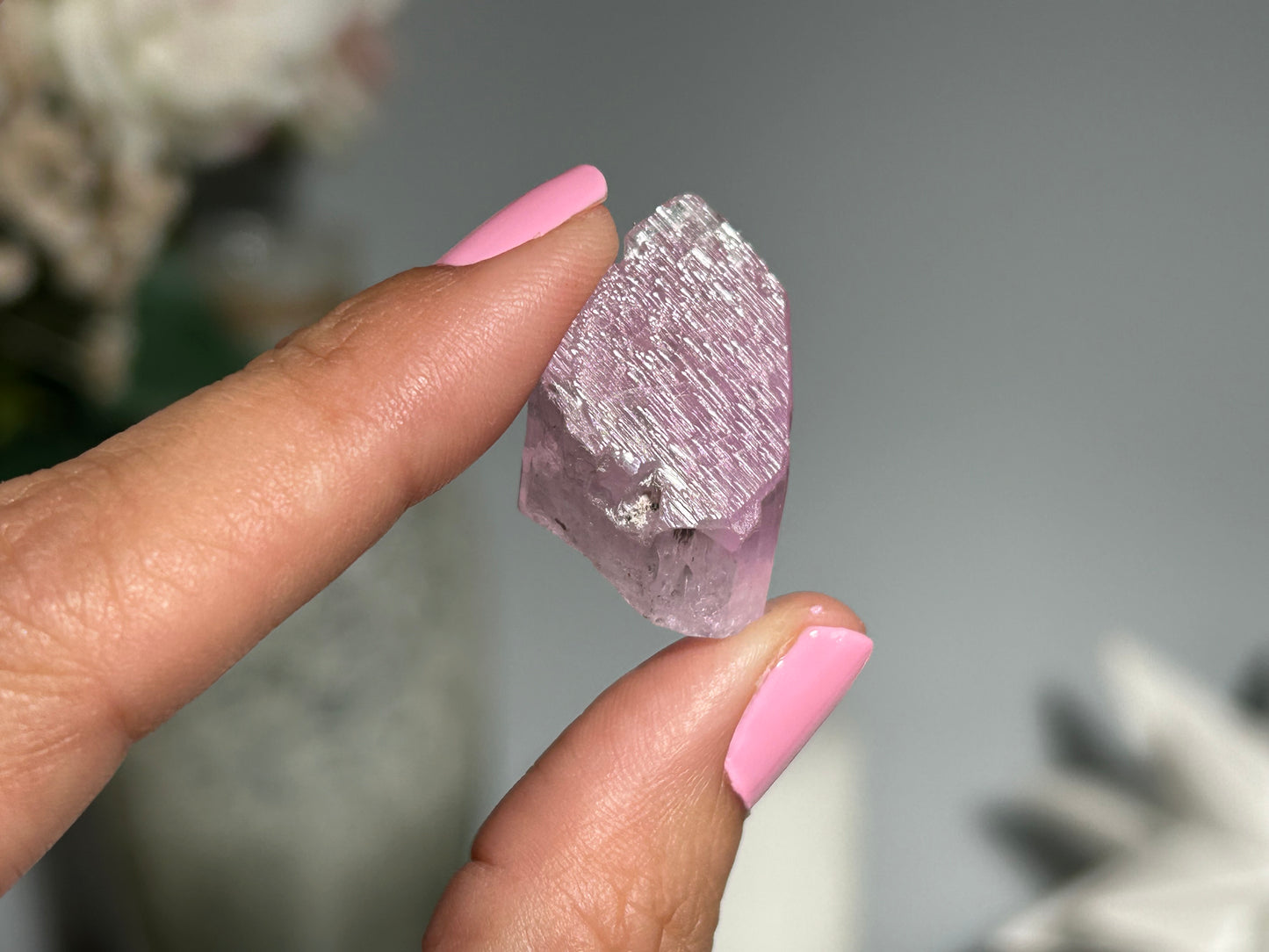 Natural Purple Kunzite Point (1", 25mm)