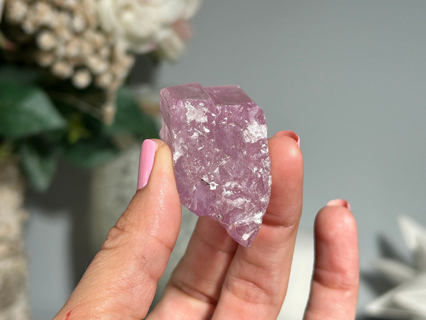 Natural Purple Kunzite Point (1.4", 35mm)