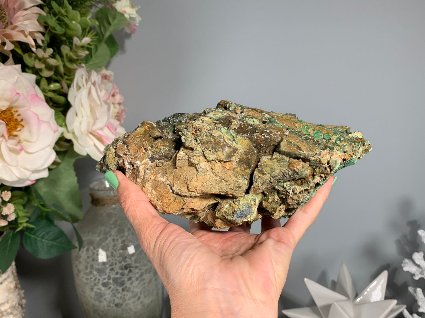 Druzy Chrysoprase (7.8", 198mm)