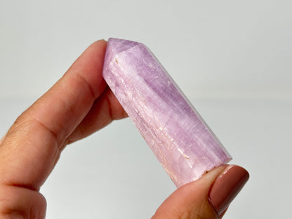 Kunzite Tower (2.4", 61mm)