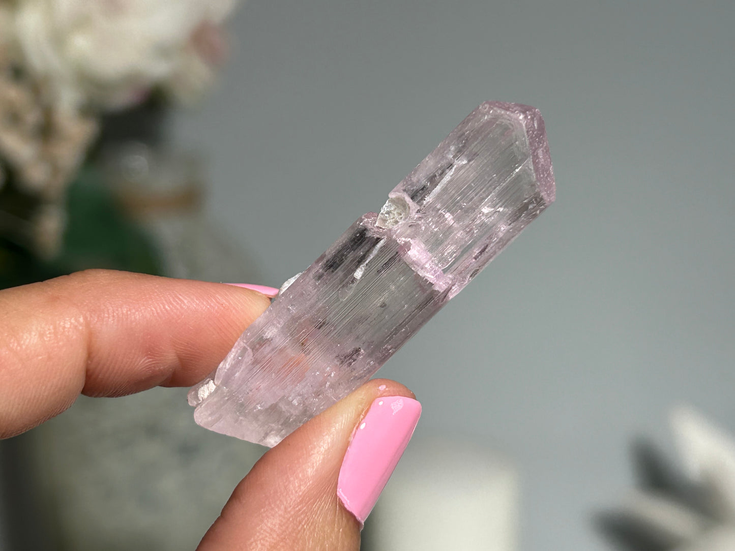 Natural Purple Kunzite Point (1.9", 48mm)