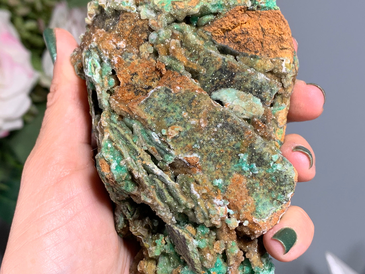 Druzy Chrysoprase (5.4", 136mm)