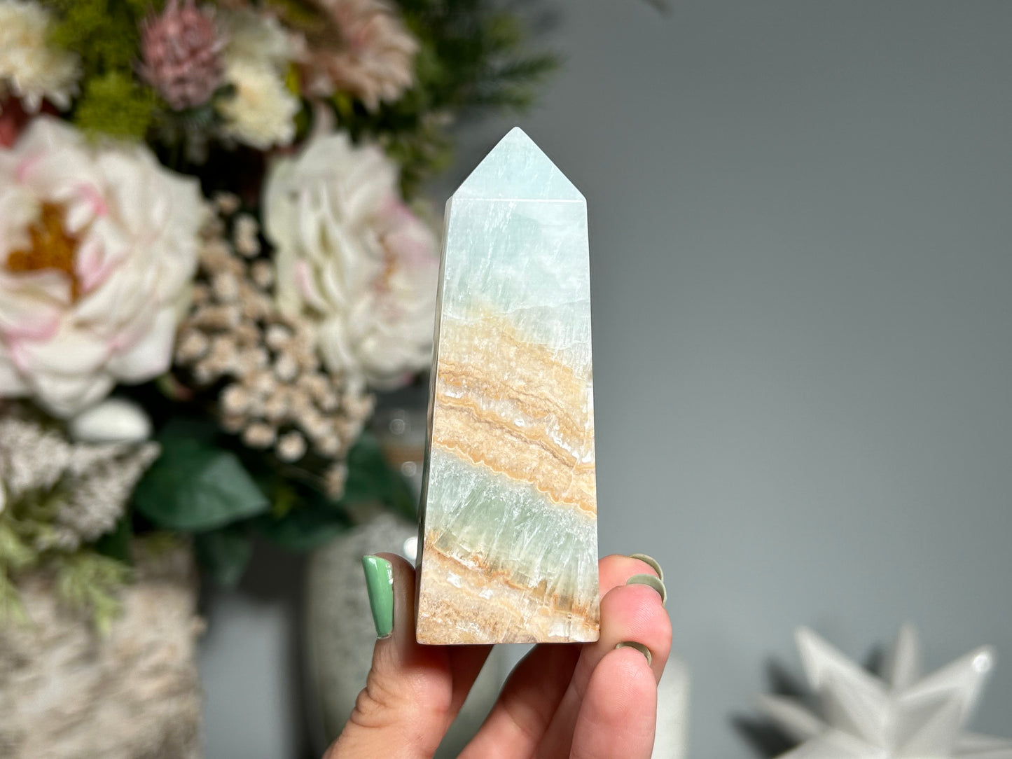 Caribbean Calcite Tower (3.4", 86mm)