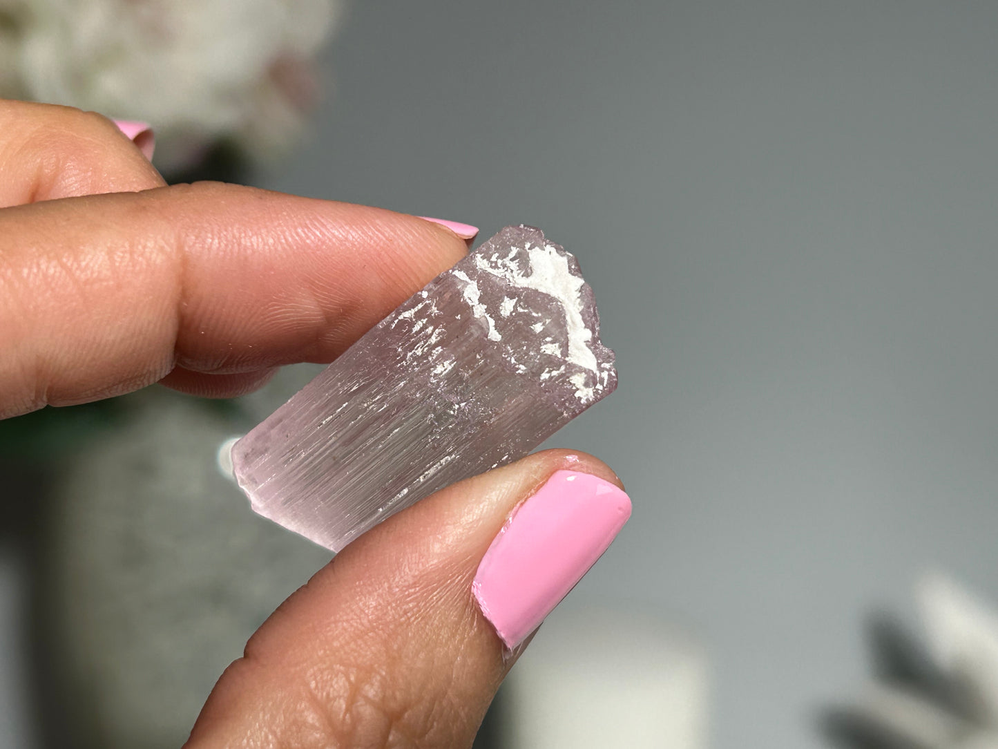 Natural Purple Kunzite Point (1.3", 34mm)