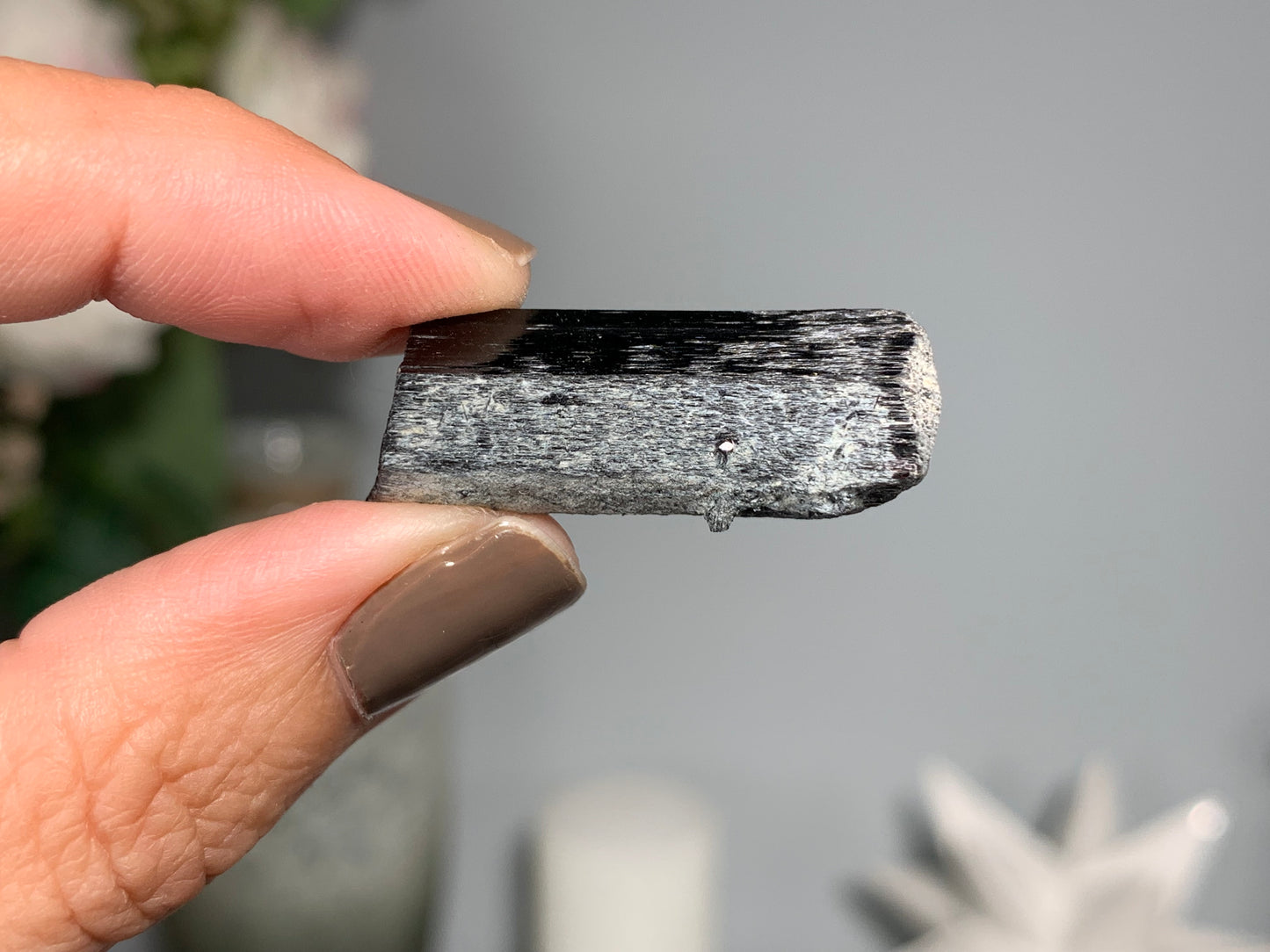 Natural Black Tourmaline (1.2", 31mm)