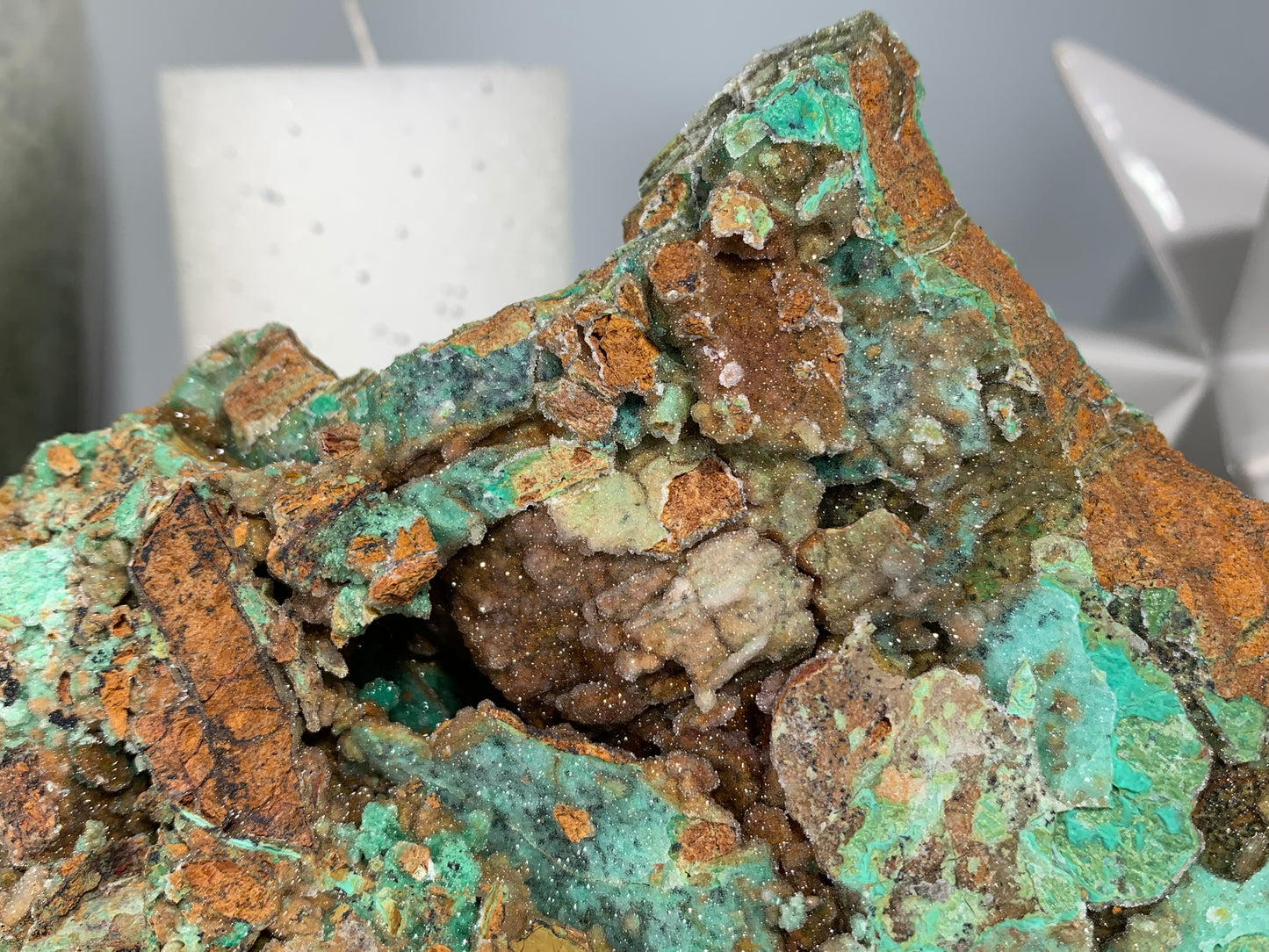 Druzy Chrysoprase (8.2", 208mm)