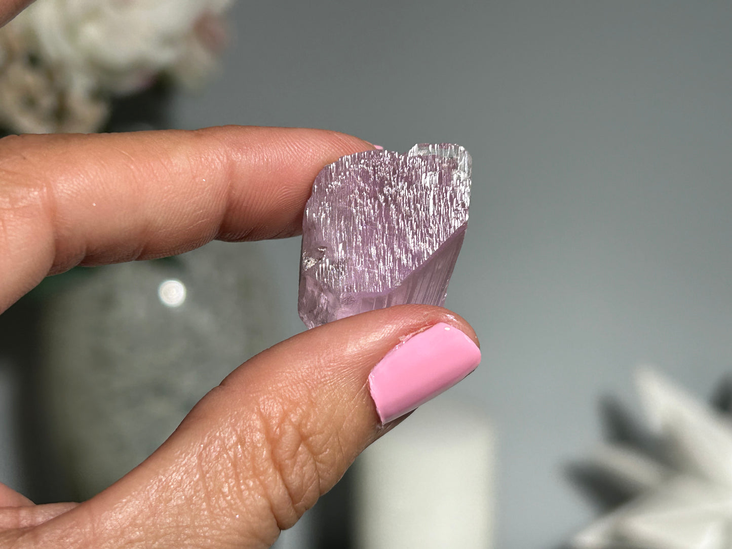 Natural Purple Kunzite Point (1", 25mm)