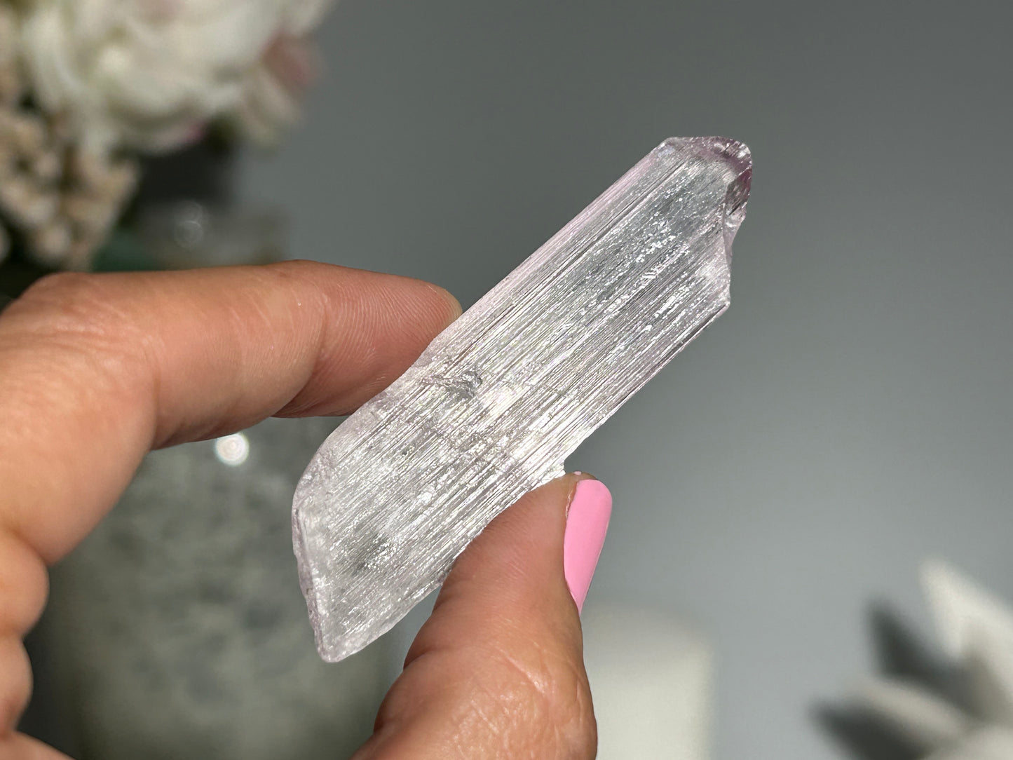 Natural Purple Kunzite Point (2.5", 64mm)