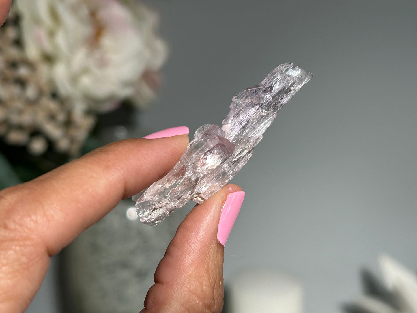 Natural Purple Kunzite Point (2.2", 55mm)