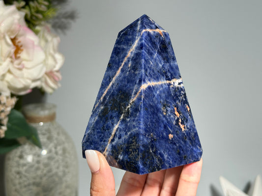 Sodalite Tower (4.2", 106mm)