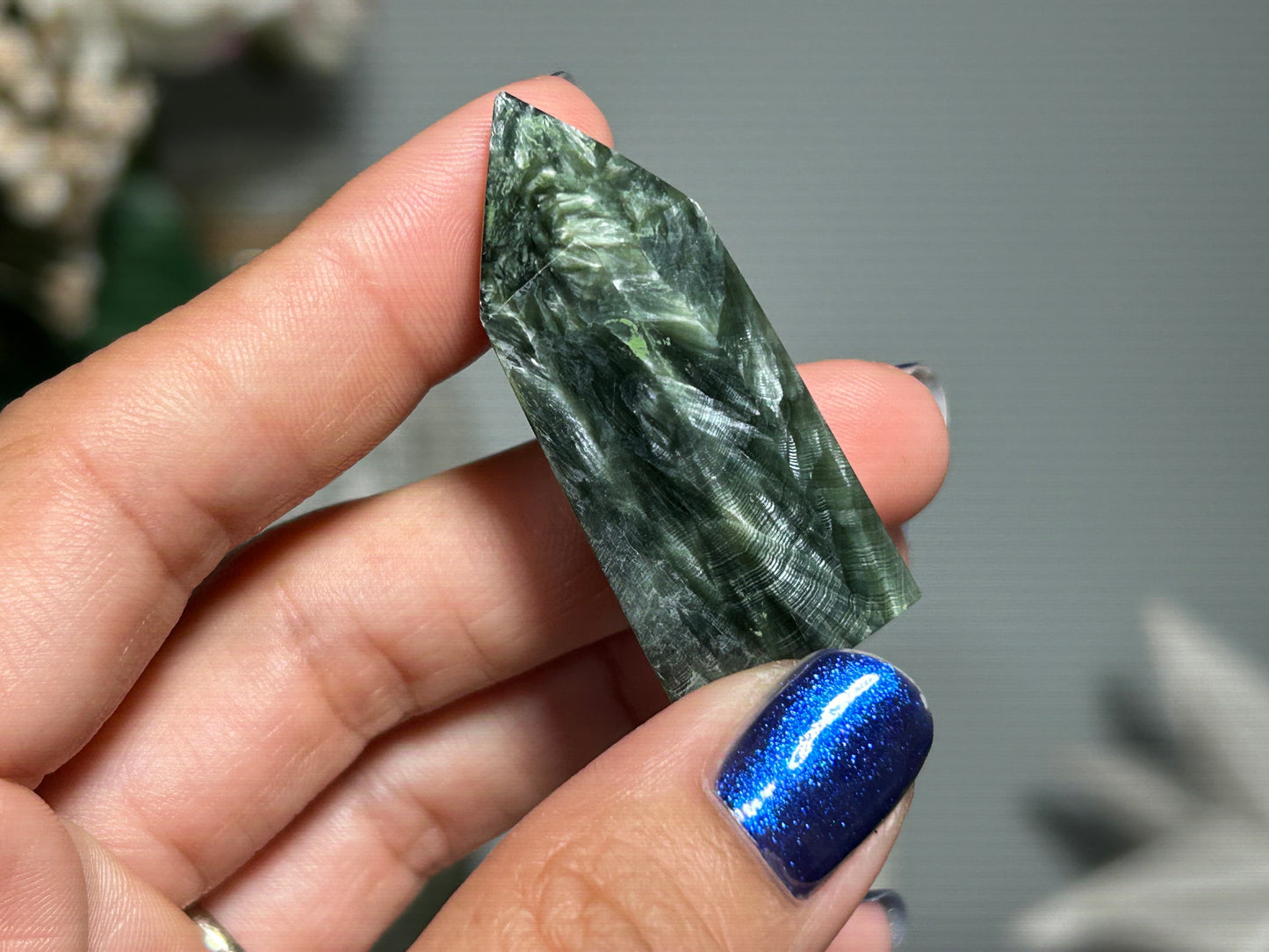 Seraphinite Tower (1.7", 42mm)