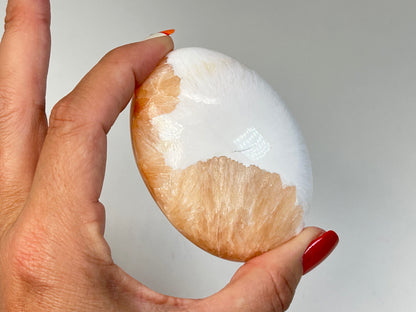 Stilbite with Scolecite Palm Stone (2.75", 70mm)