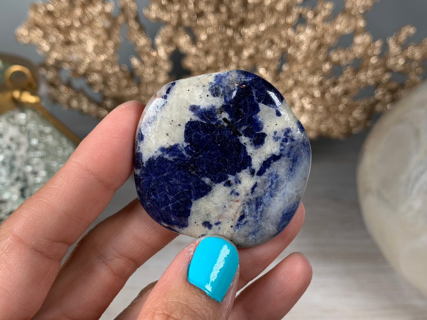 Flat Sodalite Palm Stone