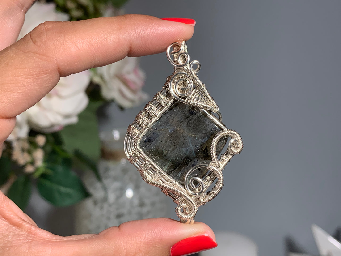 Wire Wrapped Labradorite Pendant (2.3" 58mm)