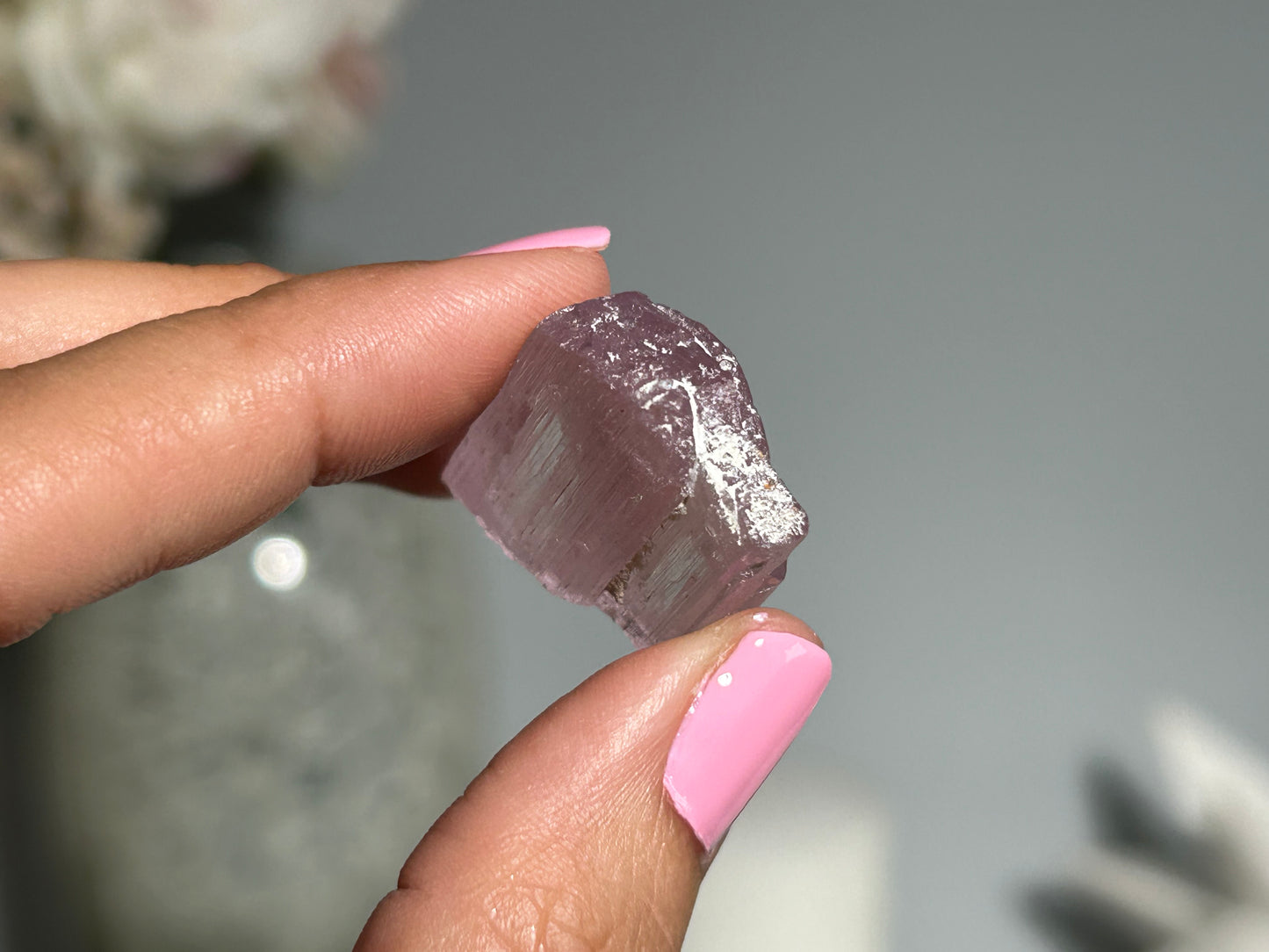 Natural Purple Kunzite Point (1.1", 28mm)