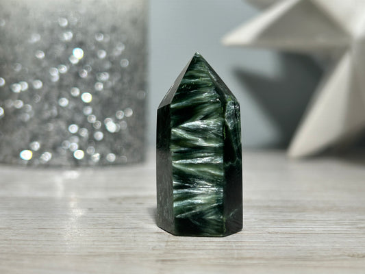 Seraphinite Tower (1.6", 41mm)