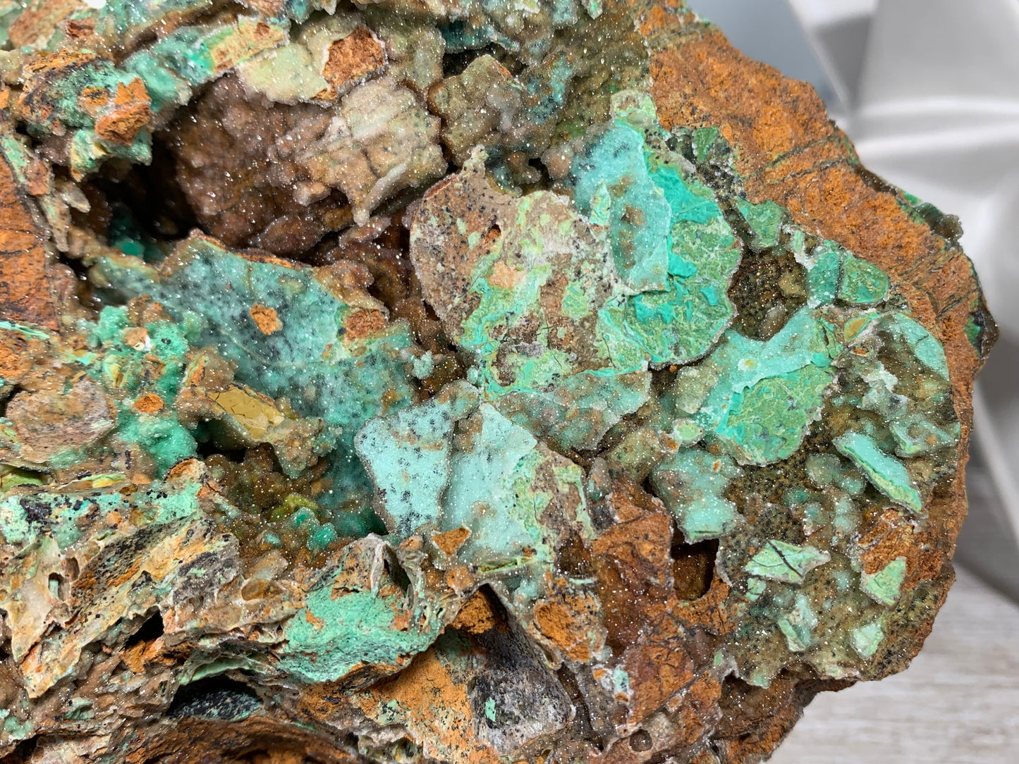 Druzy Chrysoprase (8.2", 208mm)