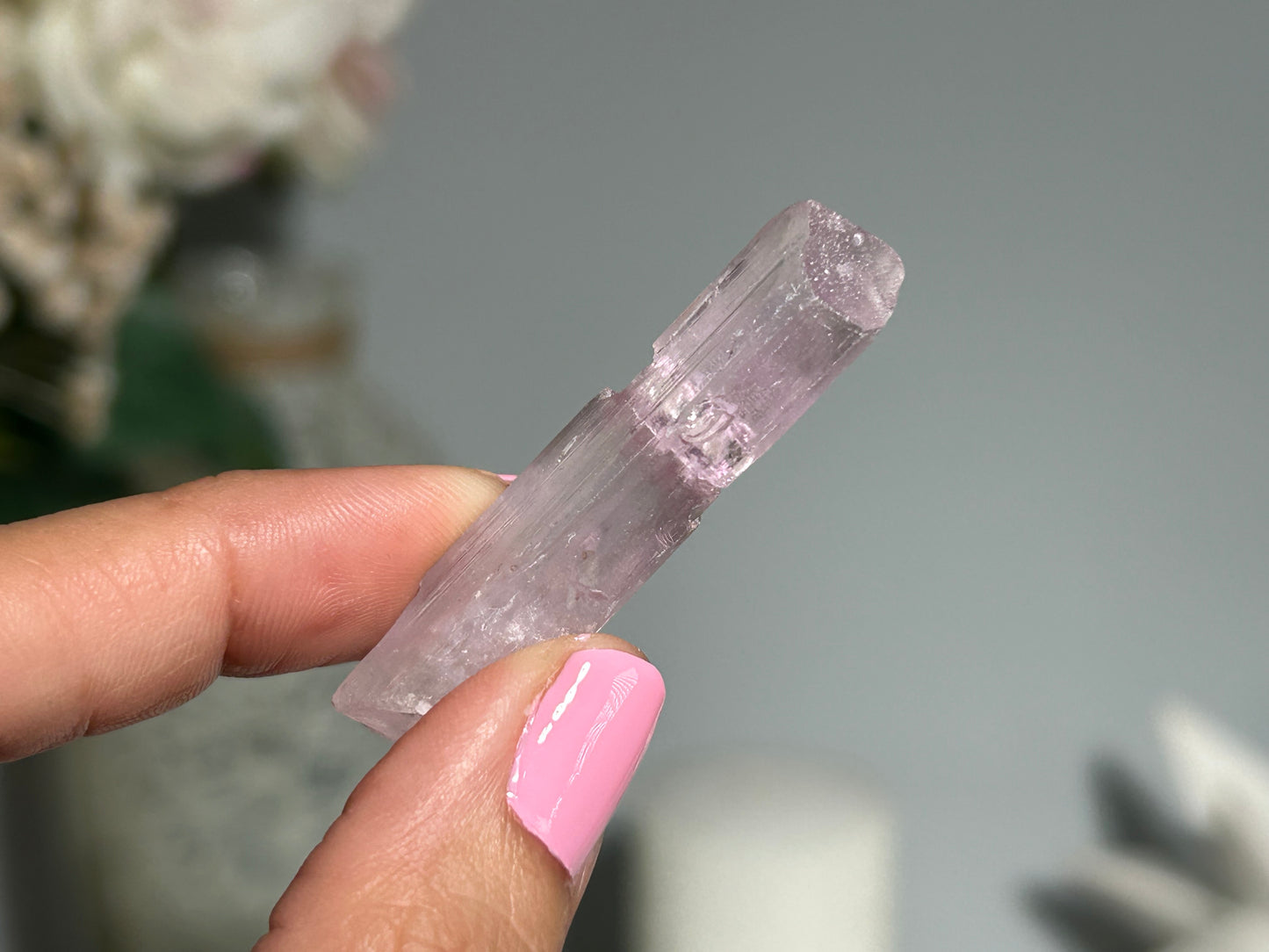 Natural Purple Kunzite Point (1.9", 48mm)