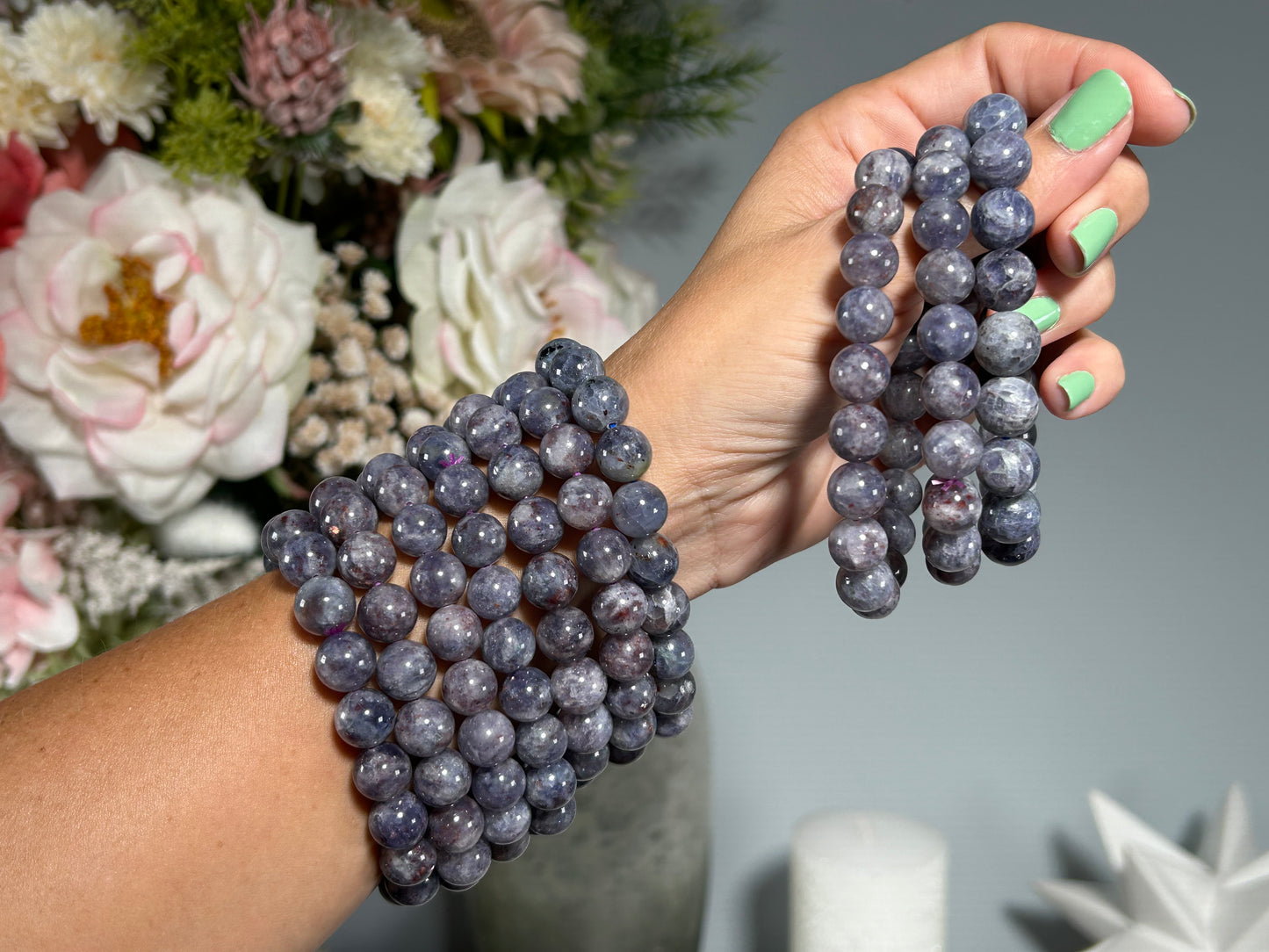 10mm Iolite Bracelet