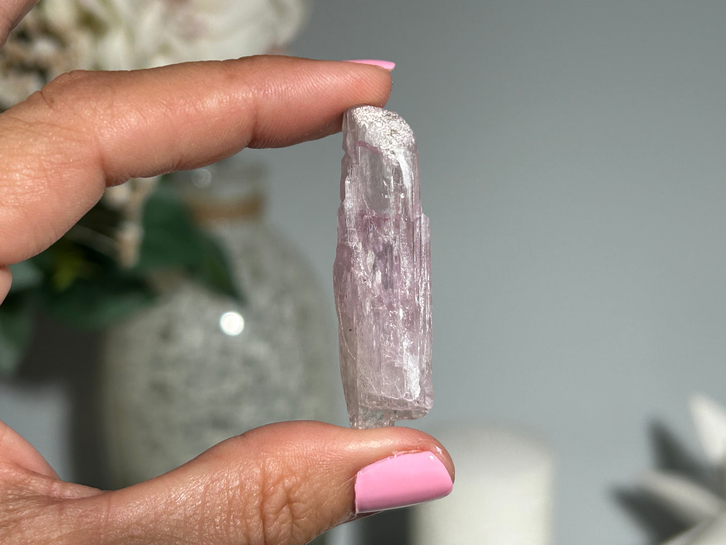 Natural Purple Kunzite Point (1.9", 48mm)