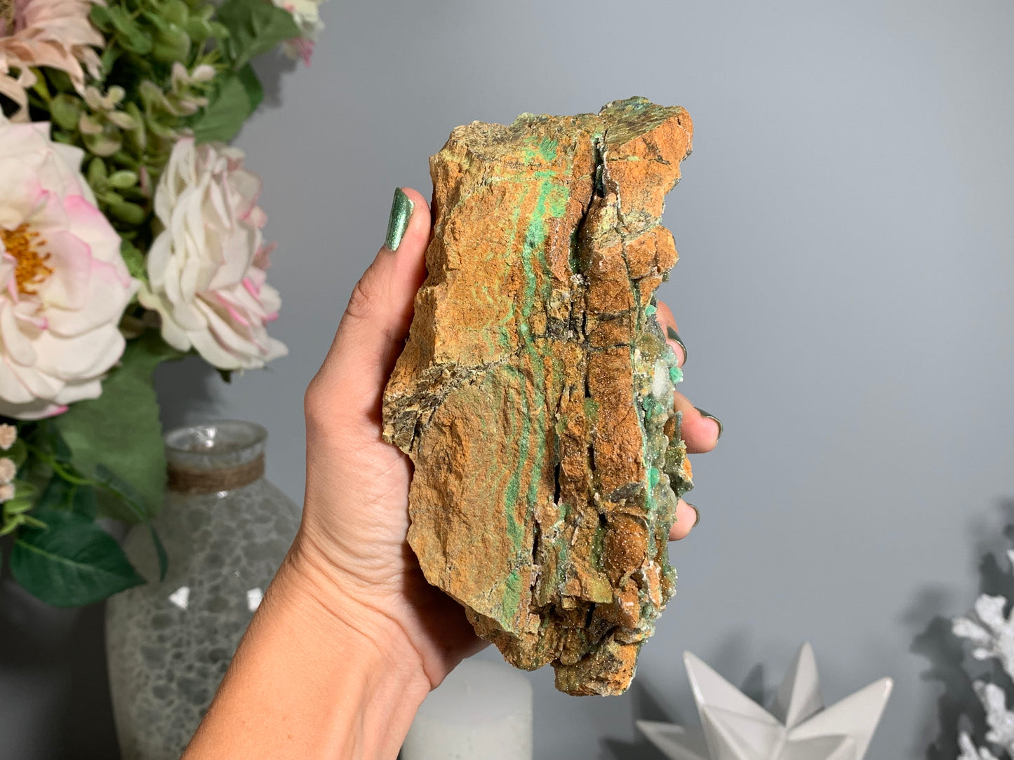 Druzy Chrysoprase (5.75", 146mm)