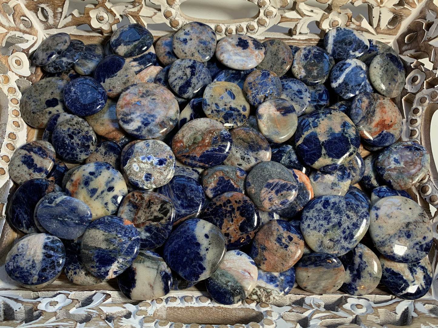 Flat Sodalite Palm Stone