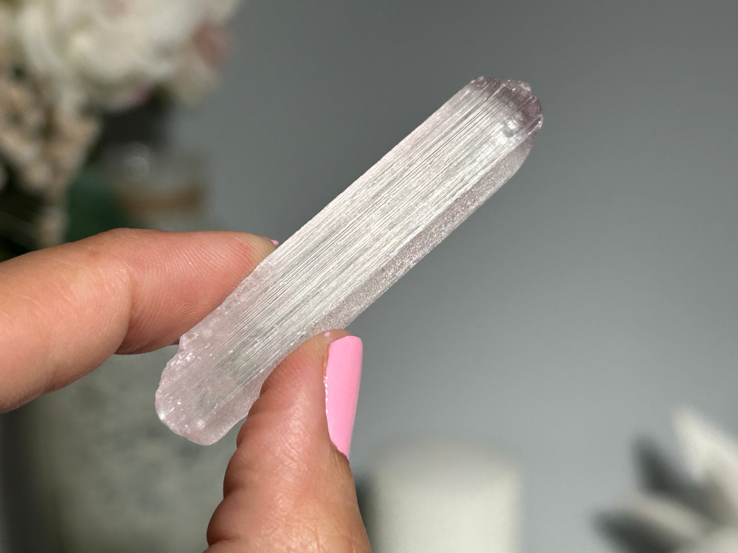 Natural Purple Kunzite Point (2.3", 58mm)