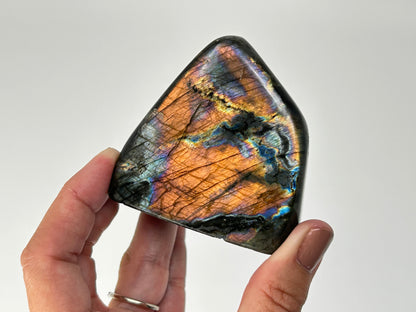 Labradorite Freeform (2.5", 65mm)