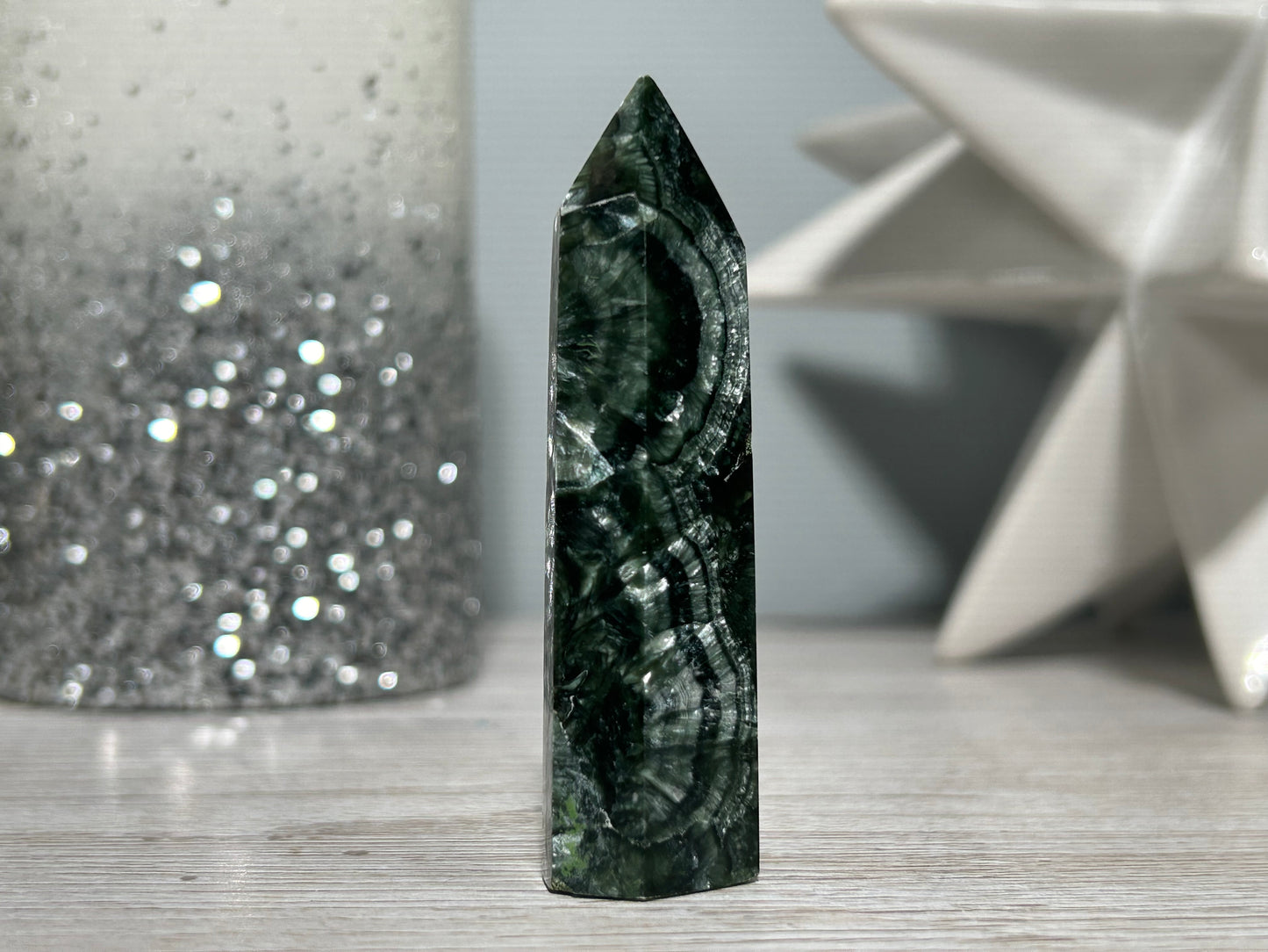 Seraphinite Tower (2.7", 69 mm)