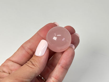 Star Rose Quartz Sphere (1.1", 27mm)