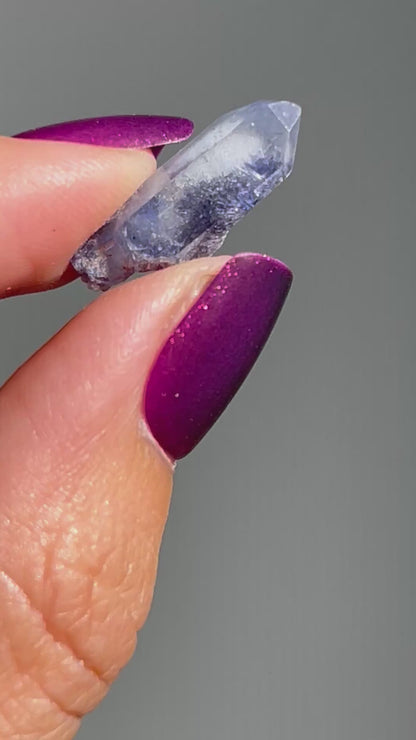 Dumortierite in Quartz (0.8", 20mm)