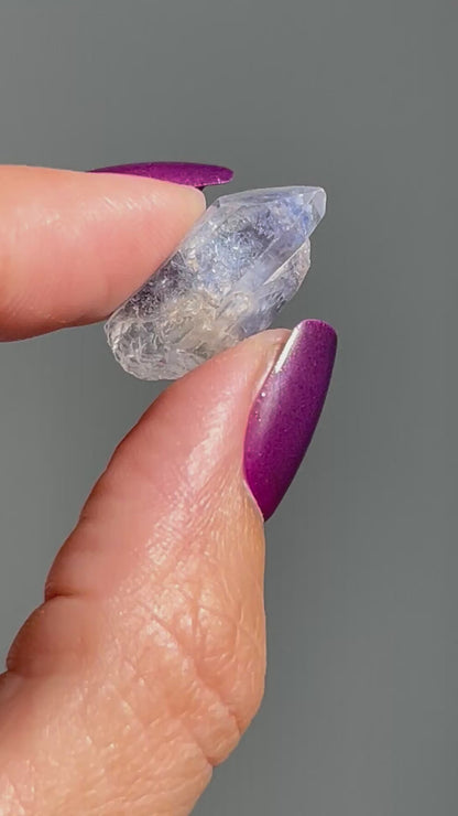 Dumortierite in Quartz (0.8", 20mm)
