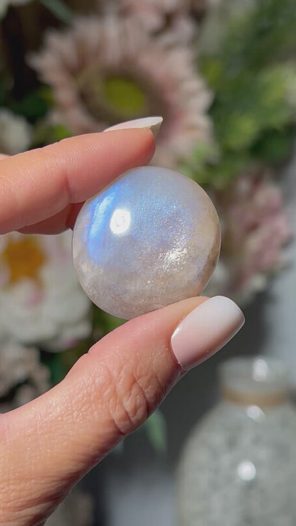 Moonstone Palm Stone #27
