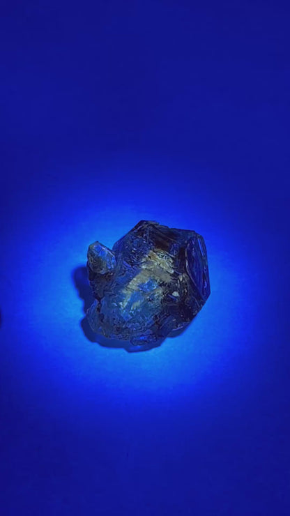 Petroleum Quartz (1.2", 31mm)