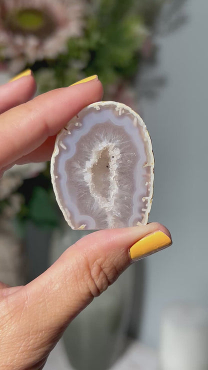 Agate Geode (1.6", 41mm)