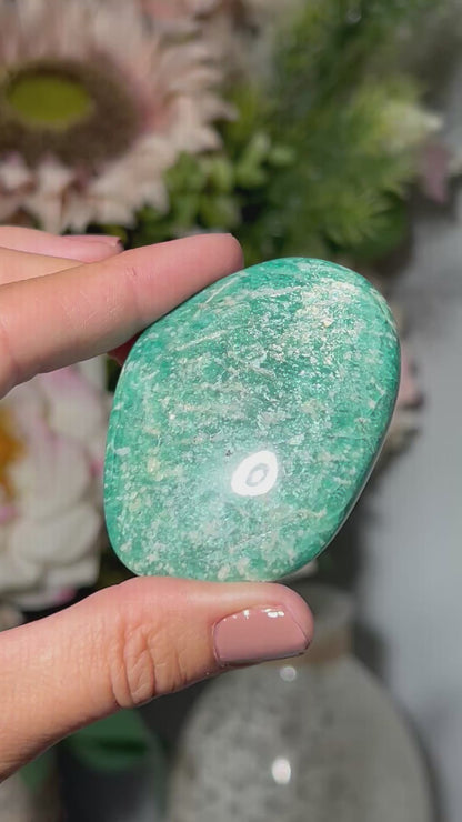 Amazonite Palm Stone (2.3", 58mm)
