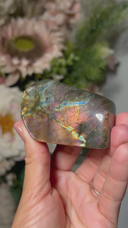 Labradorite Freeform (2.4", 60mm)
