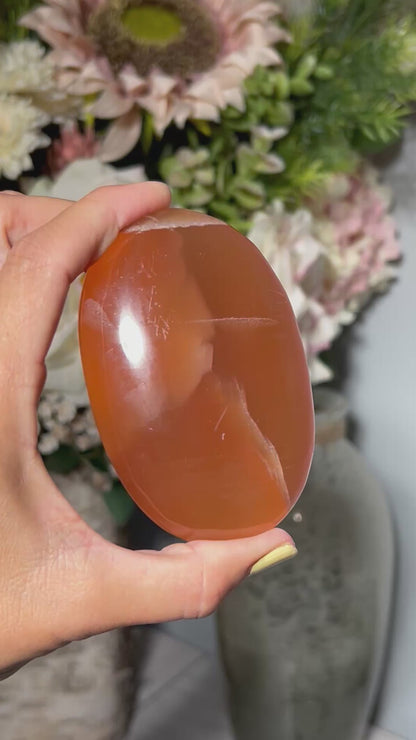 Honey Calcite Palm Stone (3.5", 88mm)