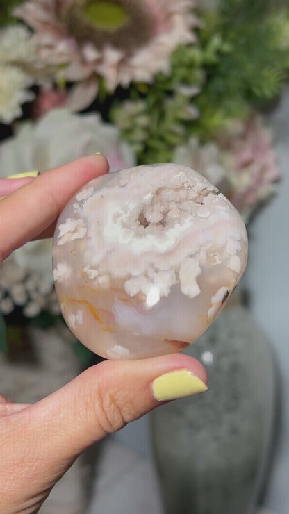 Flower Agate Palm Stone (2.4", 61mm)