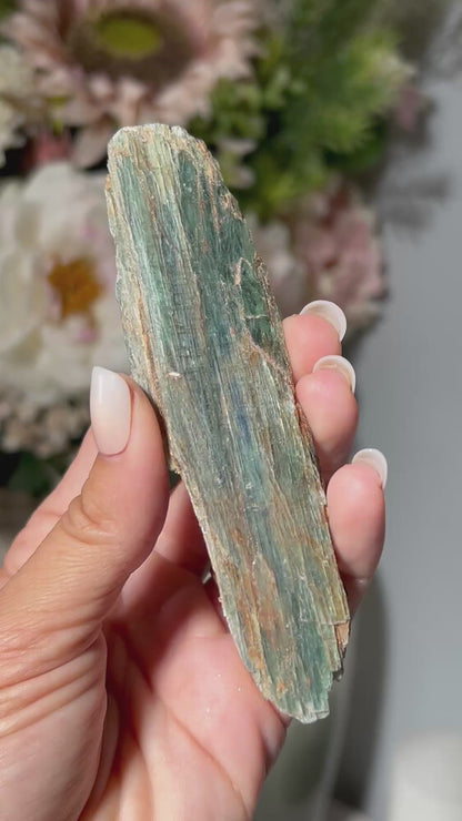 Blue Kyanite (4.5", 113mm)